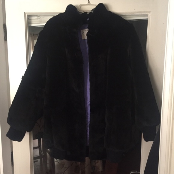 HP🥳 Vintage black fur teddy coat - Picture 3 of 6